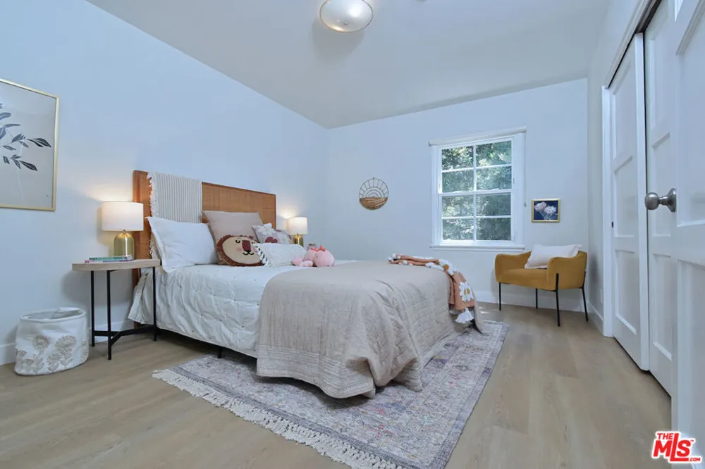 3753 Berry Drive Studio City, CA 91604