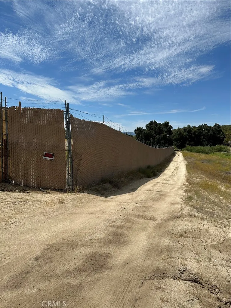 38700 Thomas Road Hemet, CA 92544