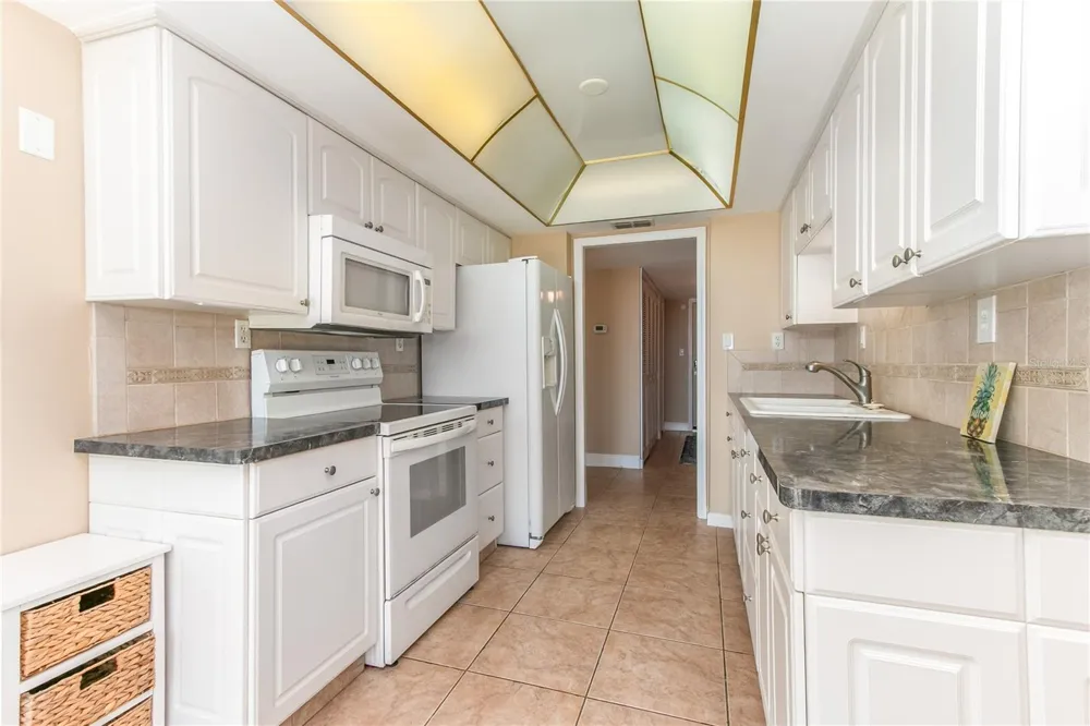 400 ISLAND WAY #212 Clearwater Beach, FL 33767