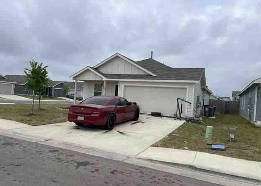 2223 Cyclone Drive Lockhart, TX 78644