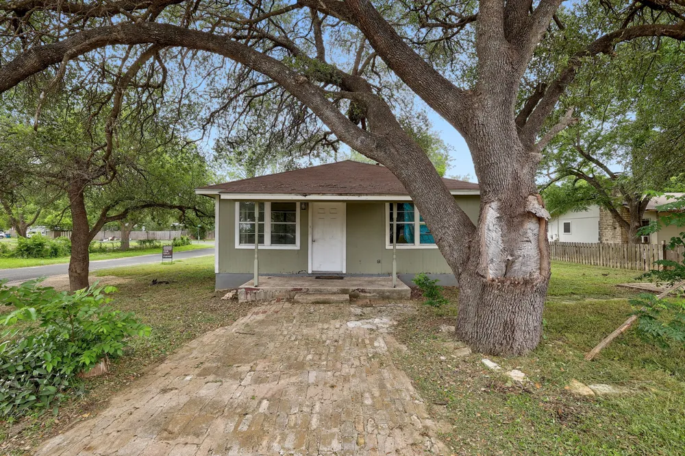 3007 Michoacan Drive Del Valle, TX 78617
