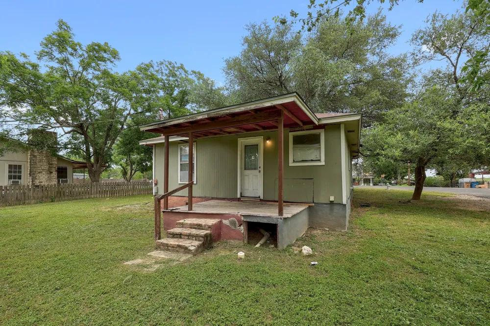 3007 Michoacan Drive Del Valle, TX 78617