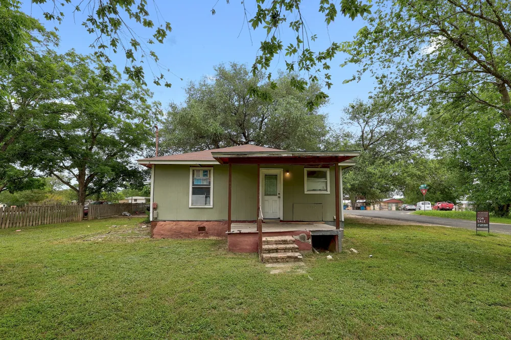 3007 Michoacan Drive Del Valle, TX 78617