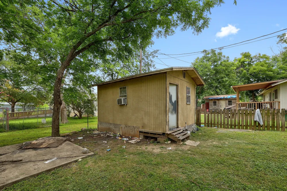 3007 Michoacan Drive Del Valle, TX 78617