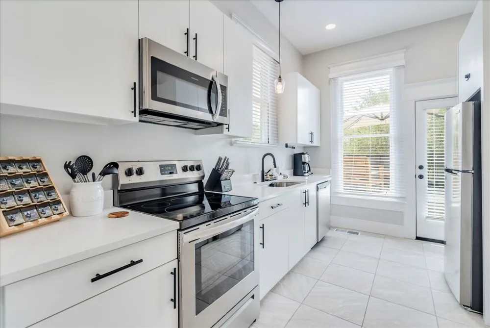 1317 Newning Avenue Austin, TX 78704