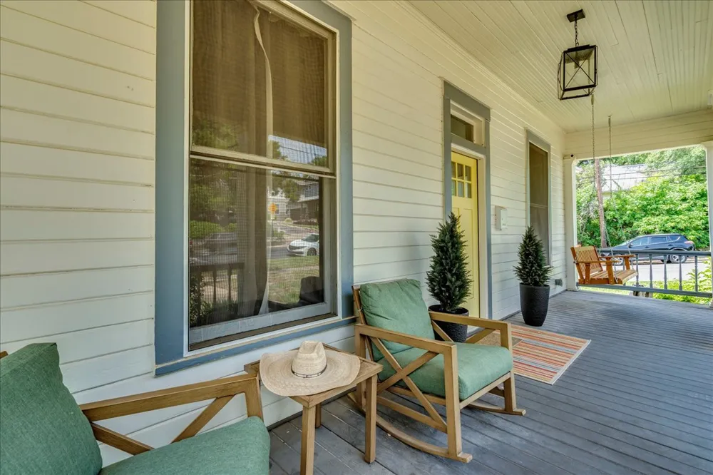1317 Newning Avenue Austin, TX 78704