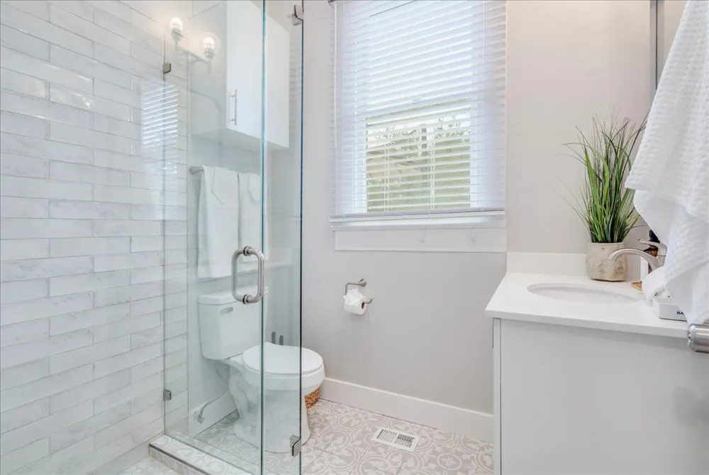 1317 Newning Avenue Austin, TX 78704