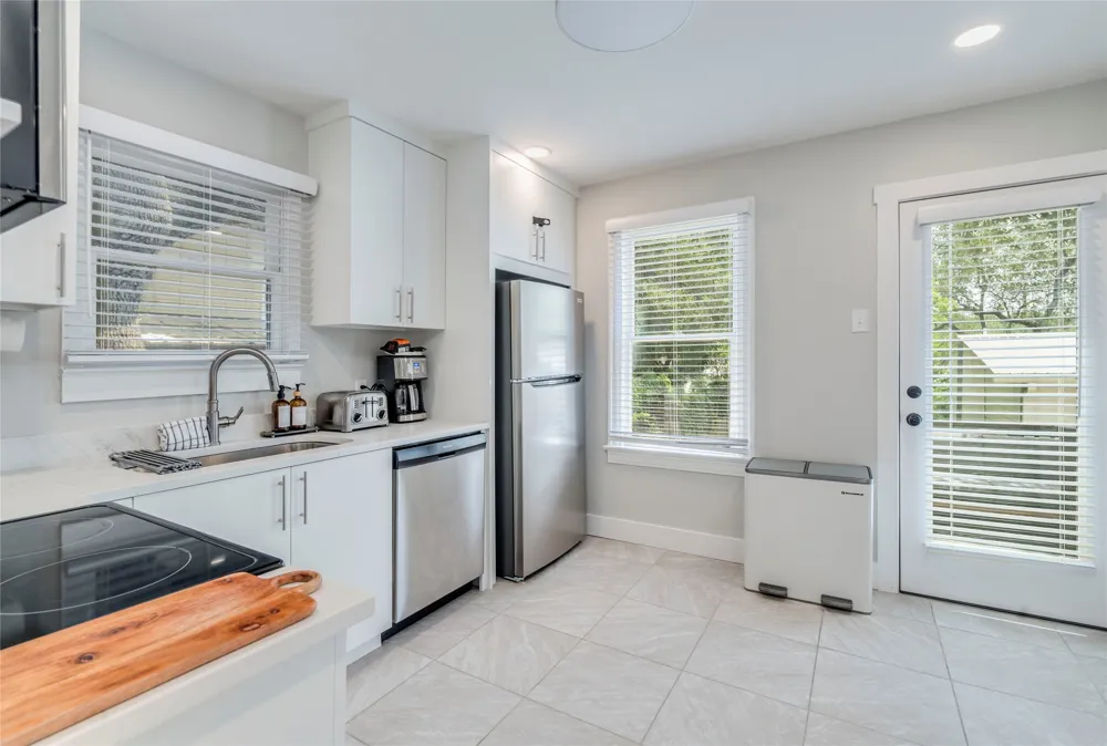 1317 Newning Avenue Austin, TX 78704