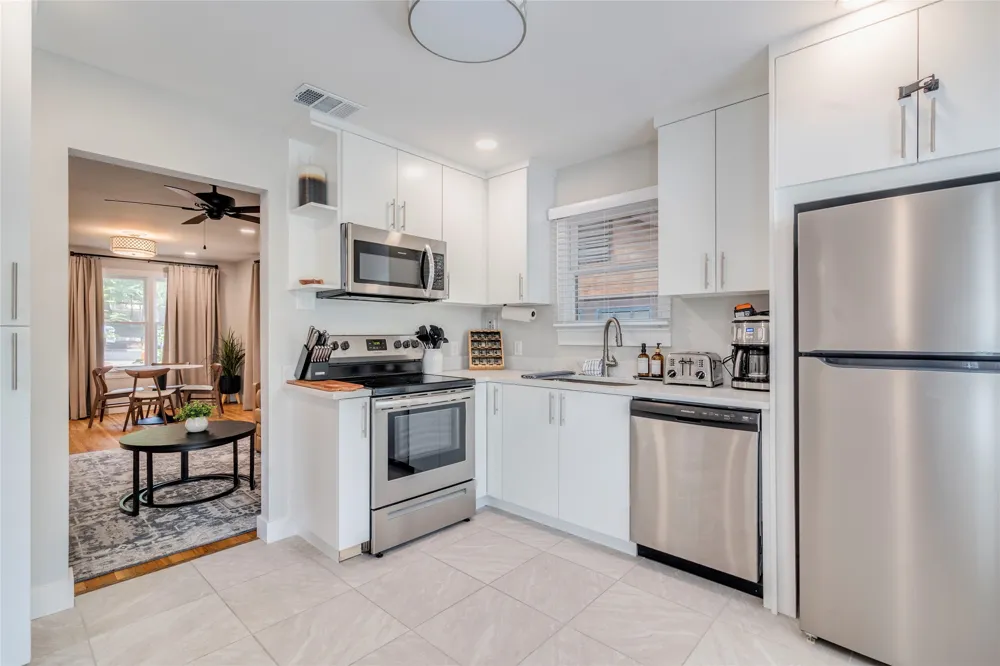 1317 Newning Avenue Austin, TX 78704