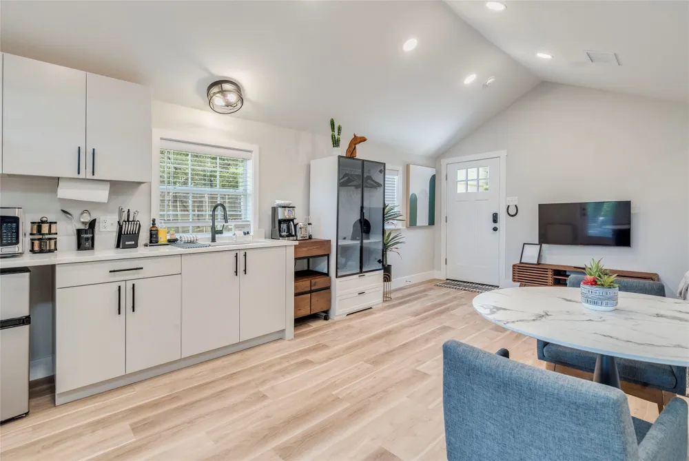 1317 Newning Avenue Austin, TX 78704