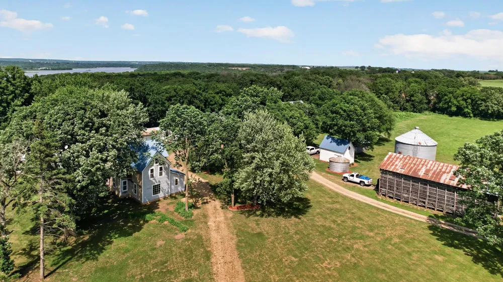 7635 Mississippi Trail Hastings, MN 55033