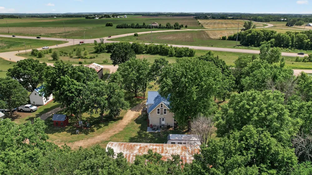 7635 Mississippi Trail Hastings, MN 55033