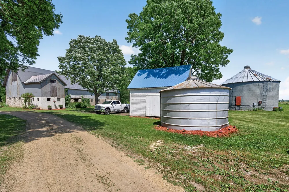 7635 Mississippi Trail Hastings, MN 55033