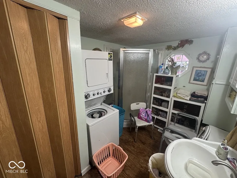 204 E 6th Street Alexandria, IN 46001