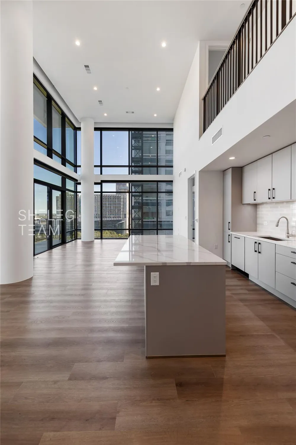 808 Crawford St #4114 Houston, TX 77010