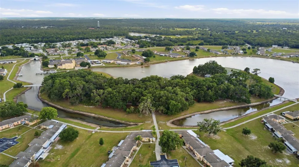 2629 CLUB CIRCLE #2629 Lake Wales, FL 33898