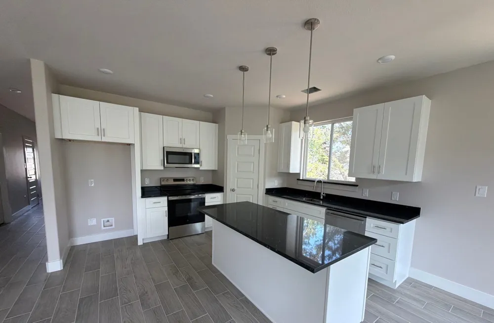 5621 San Jacinto Drive Granbury, TX 76048
