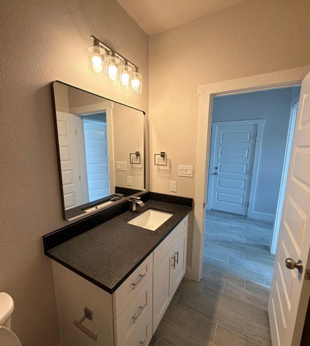 5621 San Jacinto Drive Granbury, TX 76048