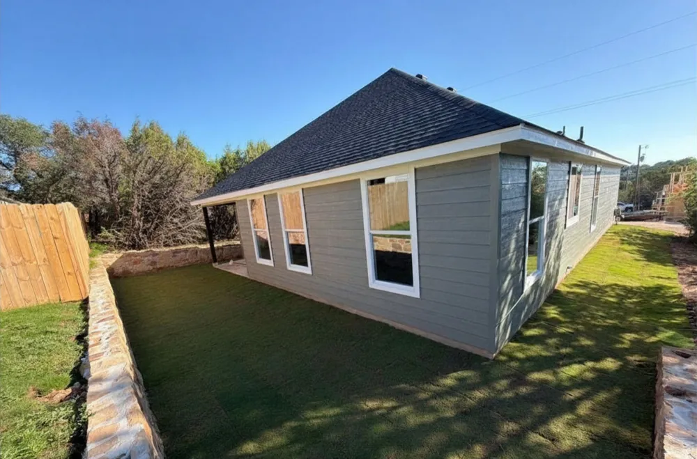 5621 San Jacinto Drive Granbury, TX 76048