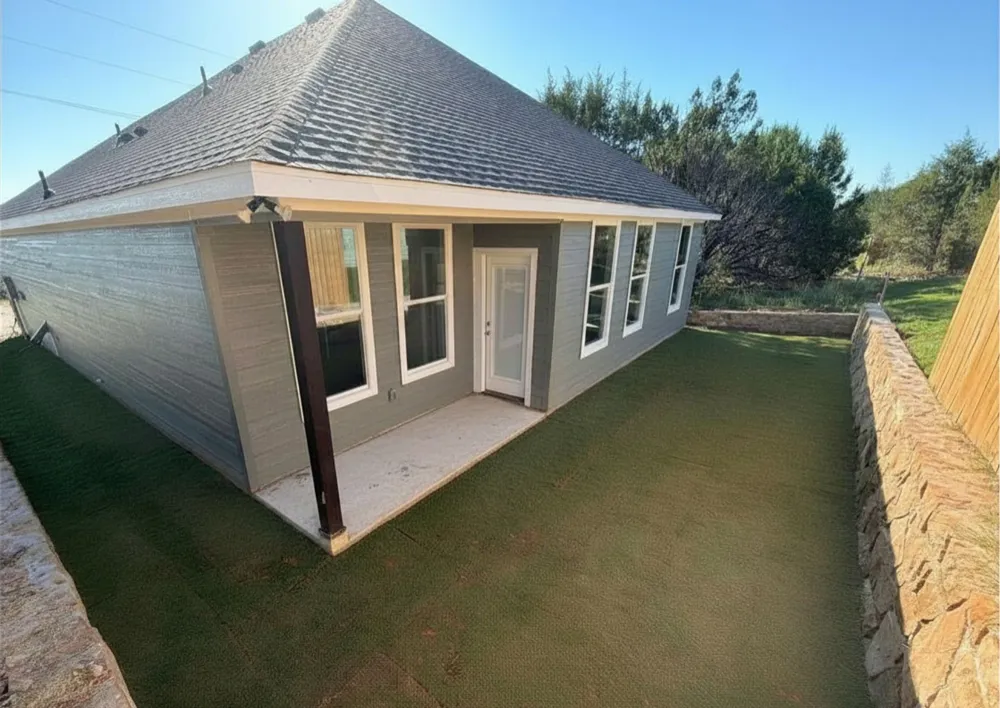 5621 San Jacinto Drive Granbury, TX 76048