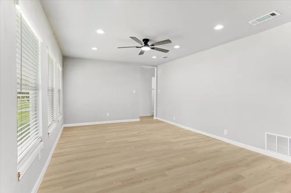 408 Gowdy Street Whitewright, TX 75491
