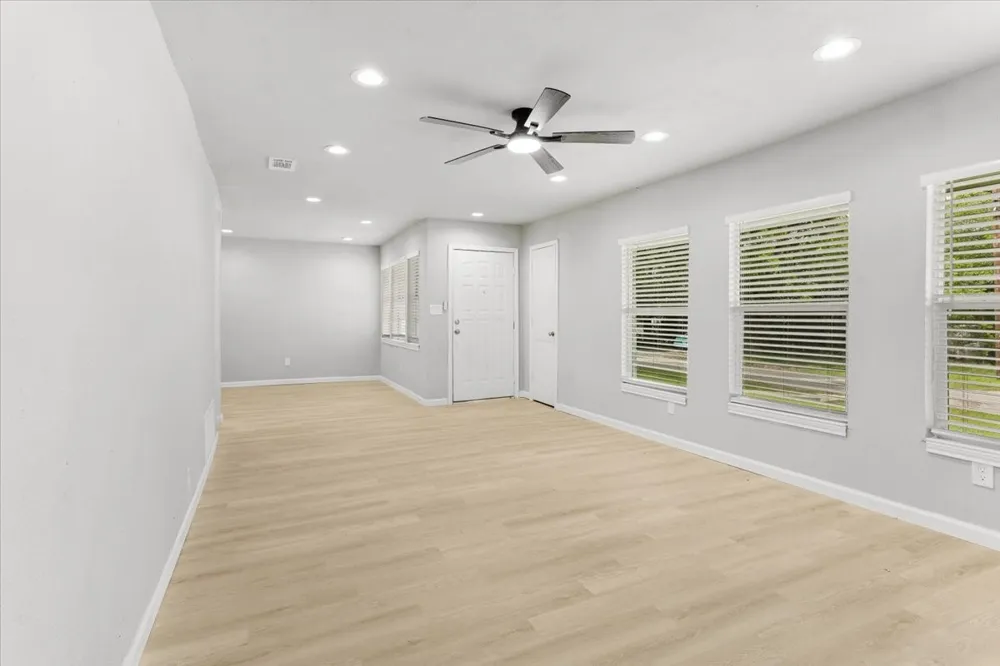 408 Gowdy Street Whitewright, TX 75491