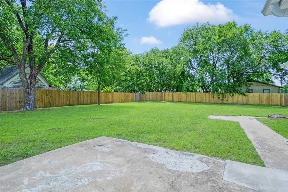 408 Gowdy Street Whitewright, TX 75491
