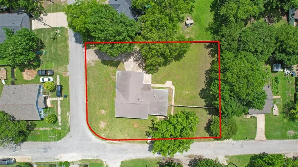 408 Gowdy Street Whitewright, TX 75491
