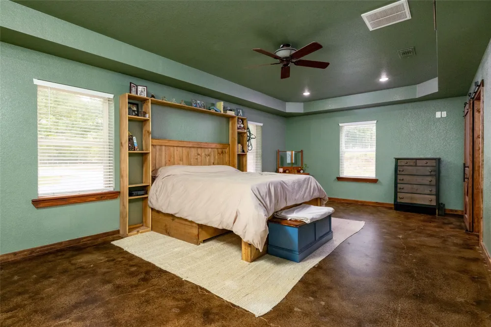 891 County Road 3592 Paradise, TX 76073