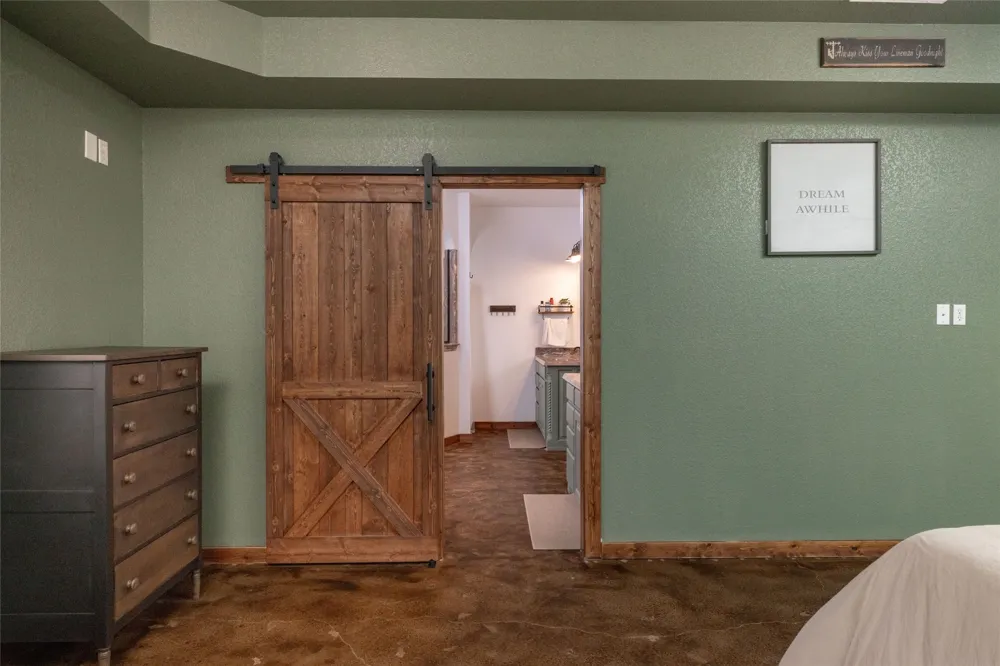 891 County Road 3592 Paradise, TX 76073