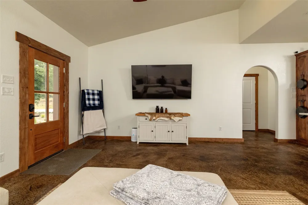 891 County Road 3592 Paradise, TX 76073