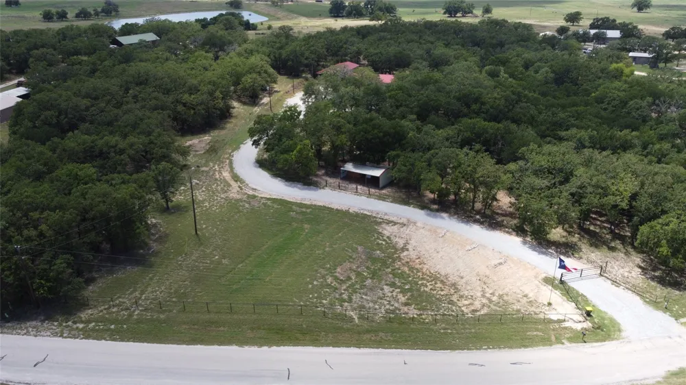 891 County Road 3592 Paradise, TX 76073