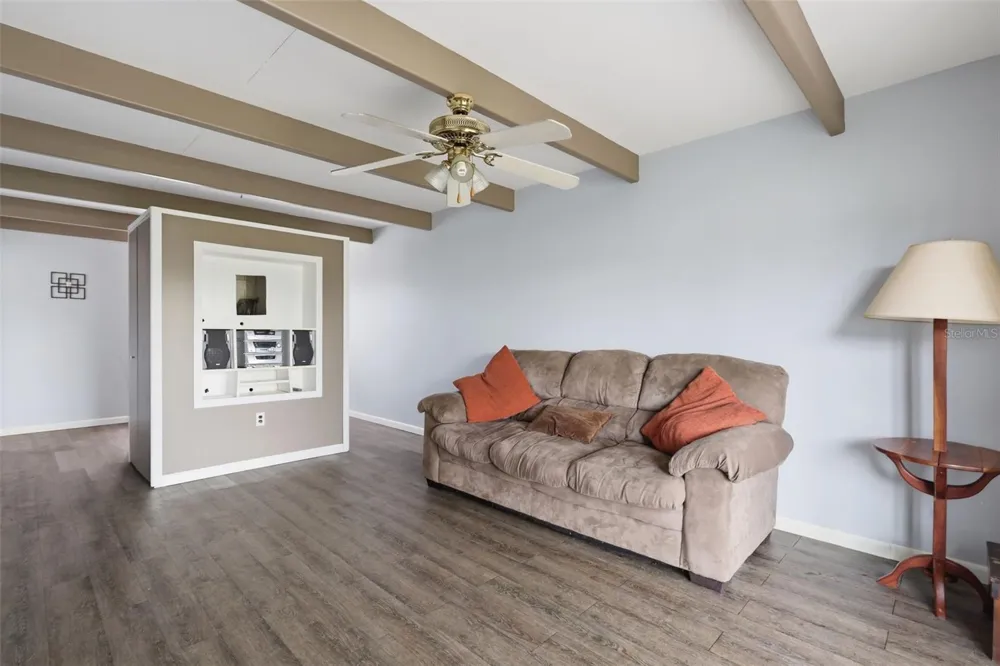 2607 CLUB CIRCLE #2607 Lake Wales, FL 33898