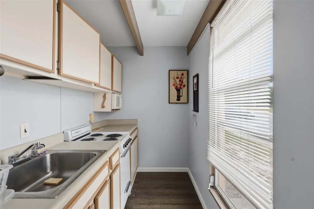 2607 CLUB CIRCLE #2607 Lake Wales, FL 33898