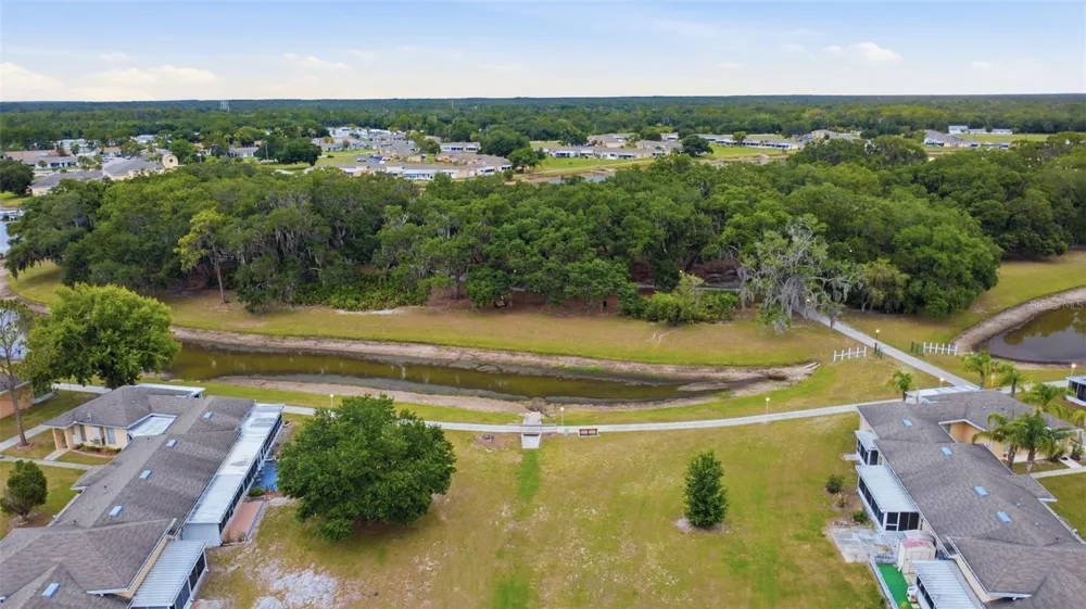 2607 CLUB CIRCLE #2607 Lake Wales, FL 33898
