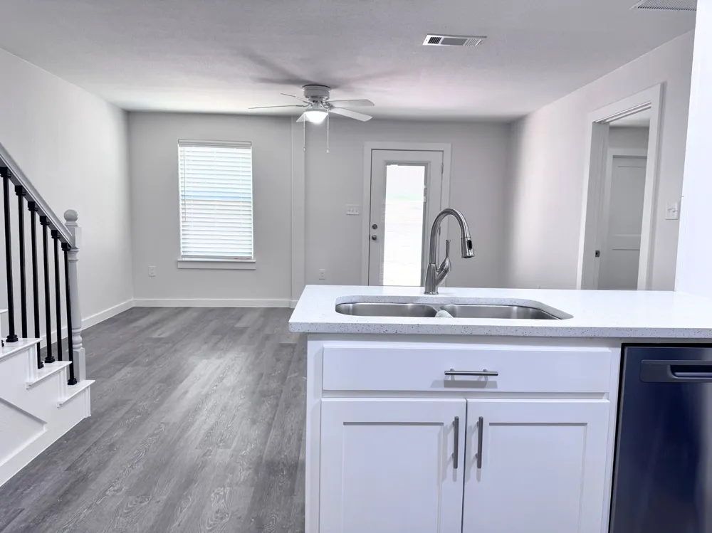 3607 Sioux Trail Granbury, TX 76048