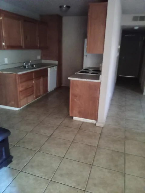 1221 Peach Avenue #127