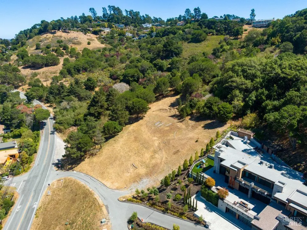 1 Trestle Glen Circle Tiburon, CA 94920
