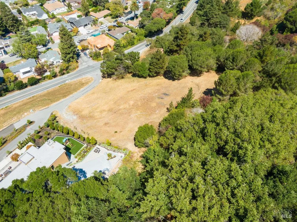 1 Trestle Glen Circle Tiburon, CA 94920