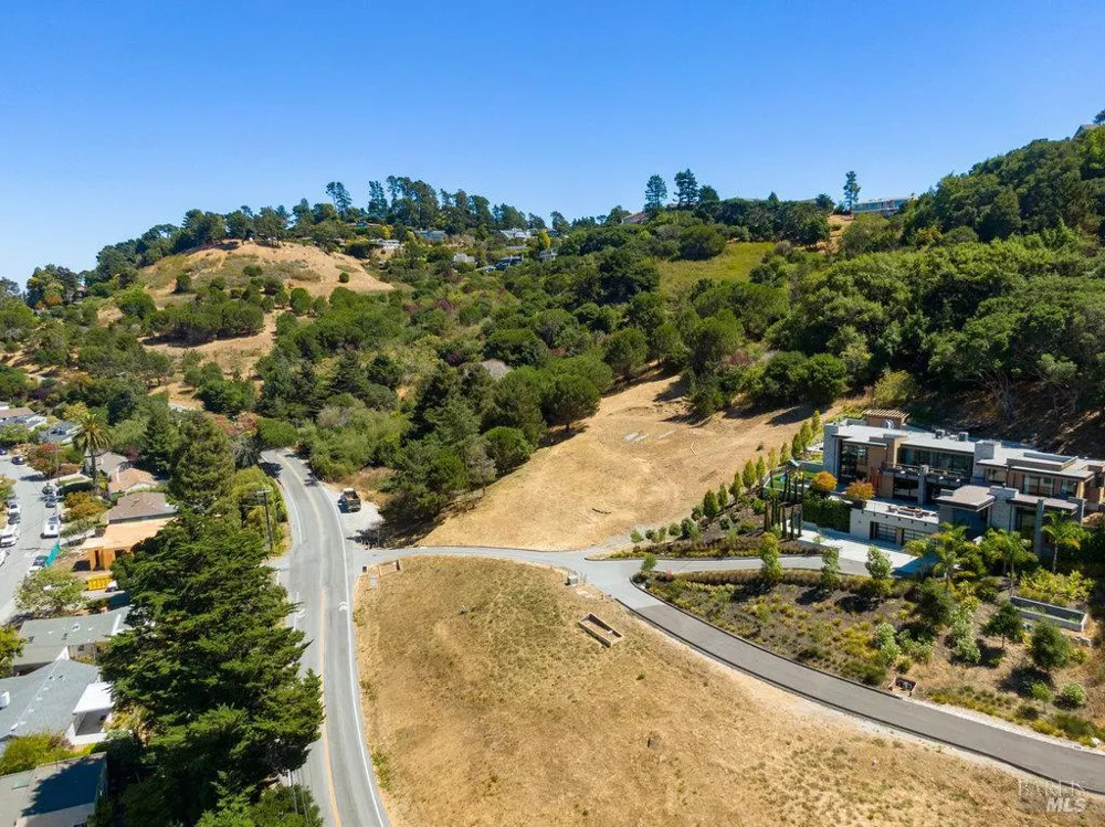 1 Trestle Glen Circle Tiburon, CA 94920