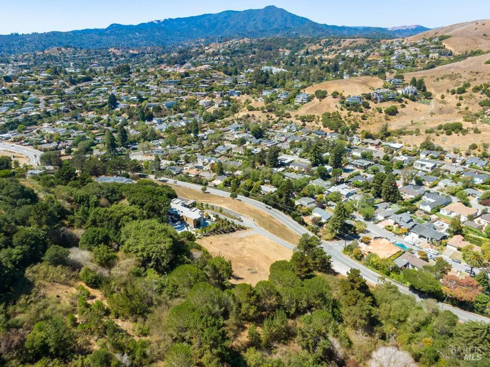 1 Trestle Glen Circle Tiburon, CA 94920