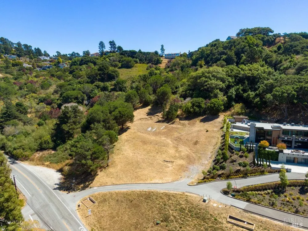 1 Trestle Glen Circle Tiburon, CA 94920