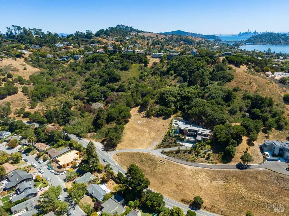 1 Trestle Glen Circle Tiburon, CA 94920