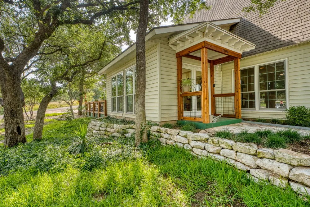 1106 Shorewood Drive Granite Shoals, TX 78654