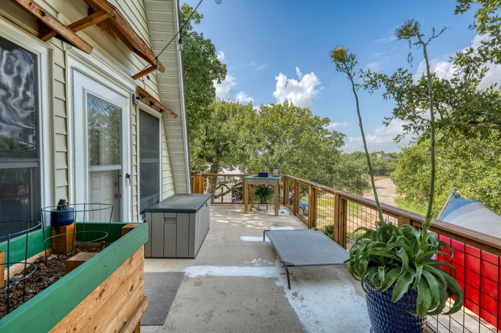 1106 Shorewood Drive Granite Shoals, TX 78654