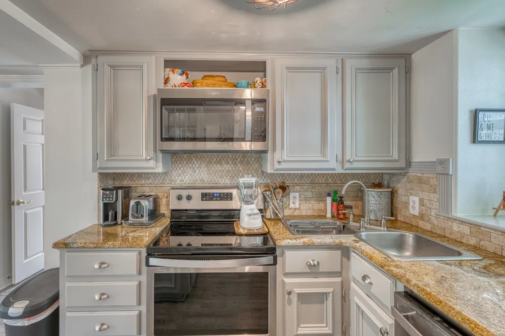 1106 Shorewood Drive Granite Shoals, TX 78654