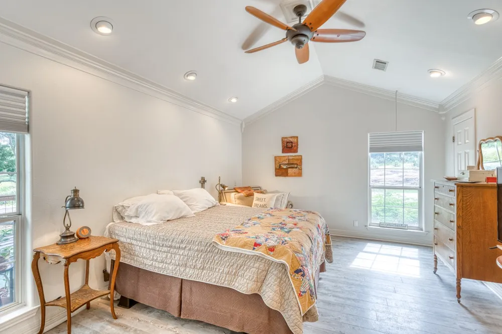 1106 Shorewood Drive Granite Shoals, TX 78654