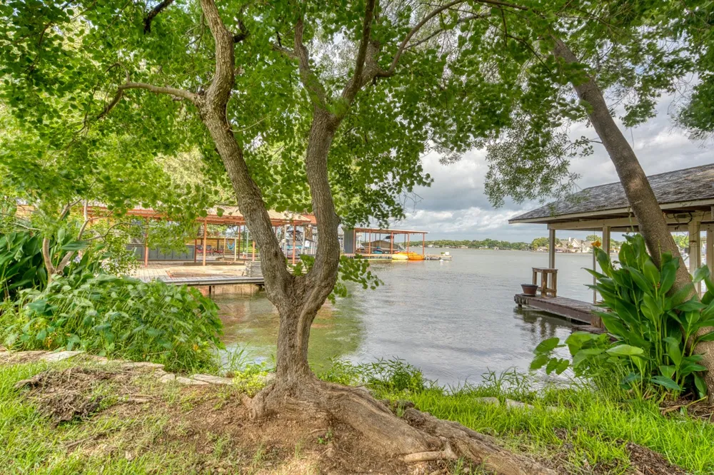 1106 Shorewood Drive Granite Shoals, TX 78654