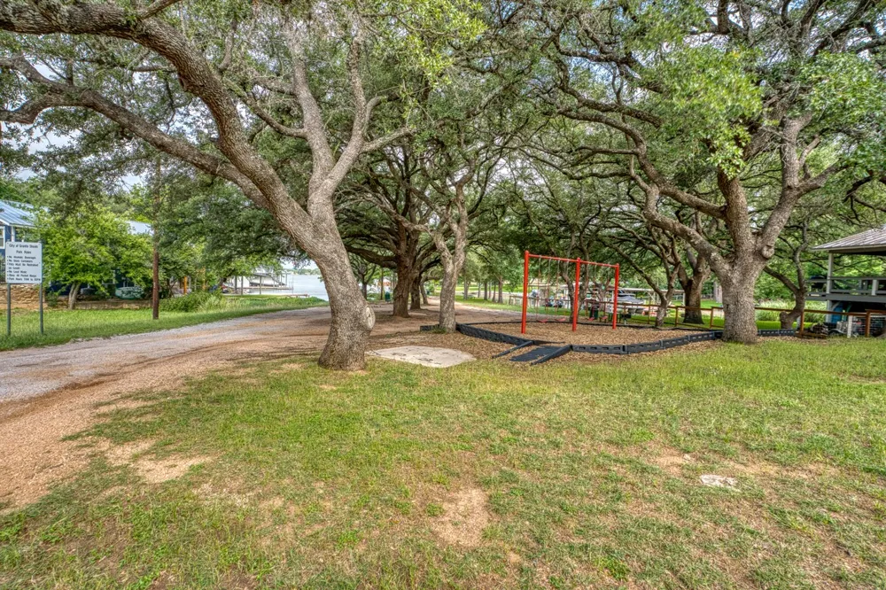 1106 Shorewood Drive Granite Shoals, TX 78654