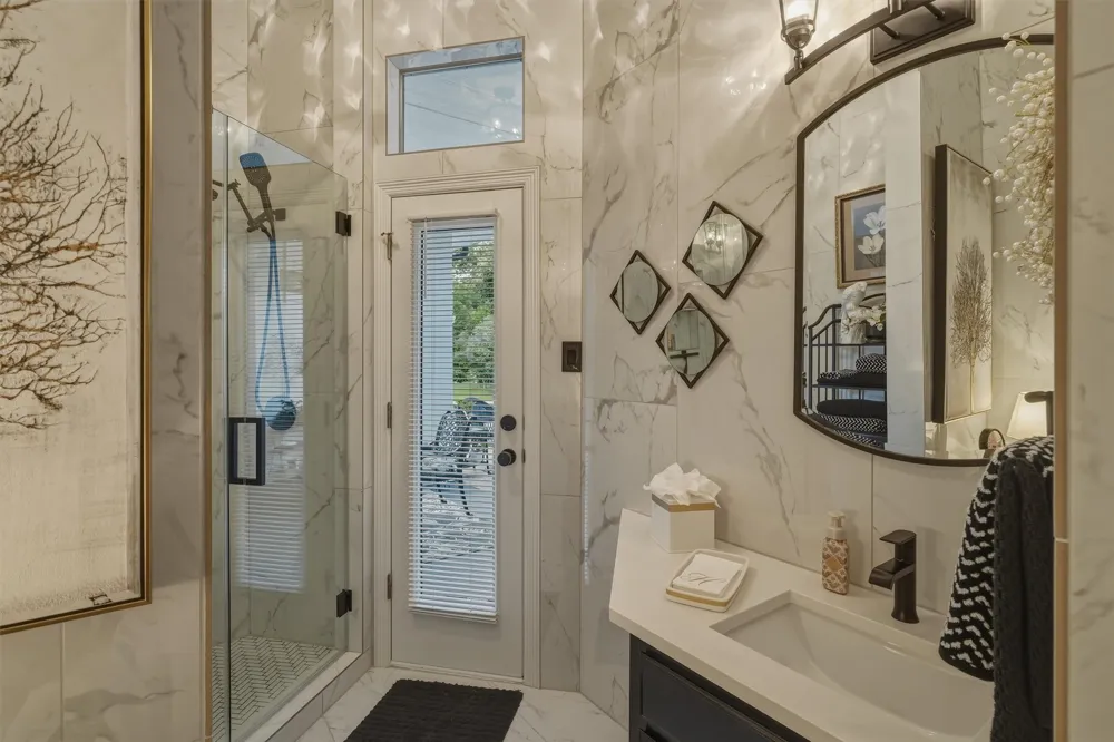 107 Nob Hill Lane Ovilla, TX 75154